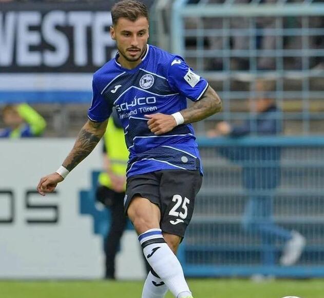 关于塞维利亚发布备战花絮,最后时刻状态回暖,社区盾任务艰巨,官宣口径保持一致的信息 关于塞维利亚发布备战花絮,最后时刻状态回暖,社区盾任务艰巨,官宣口径保持一致的信息