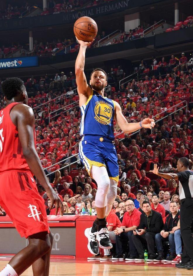  cba季后赛几个名额 