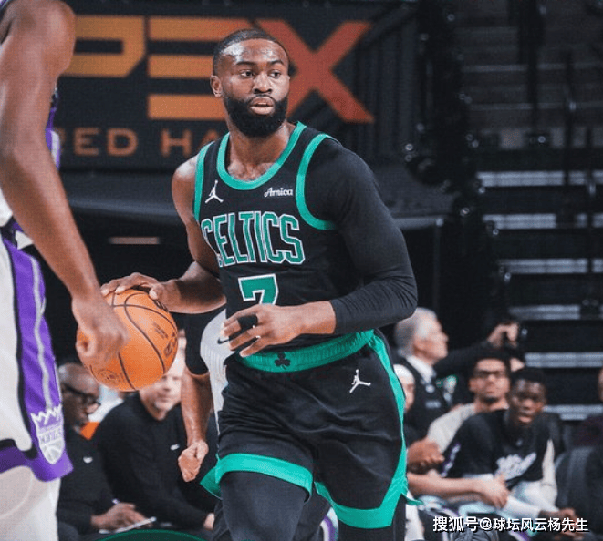 包含风云突变！波士顿凯尔特人今晚调整名单；葡超版图或变；气氛紧张；球队文化再被提及的词条