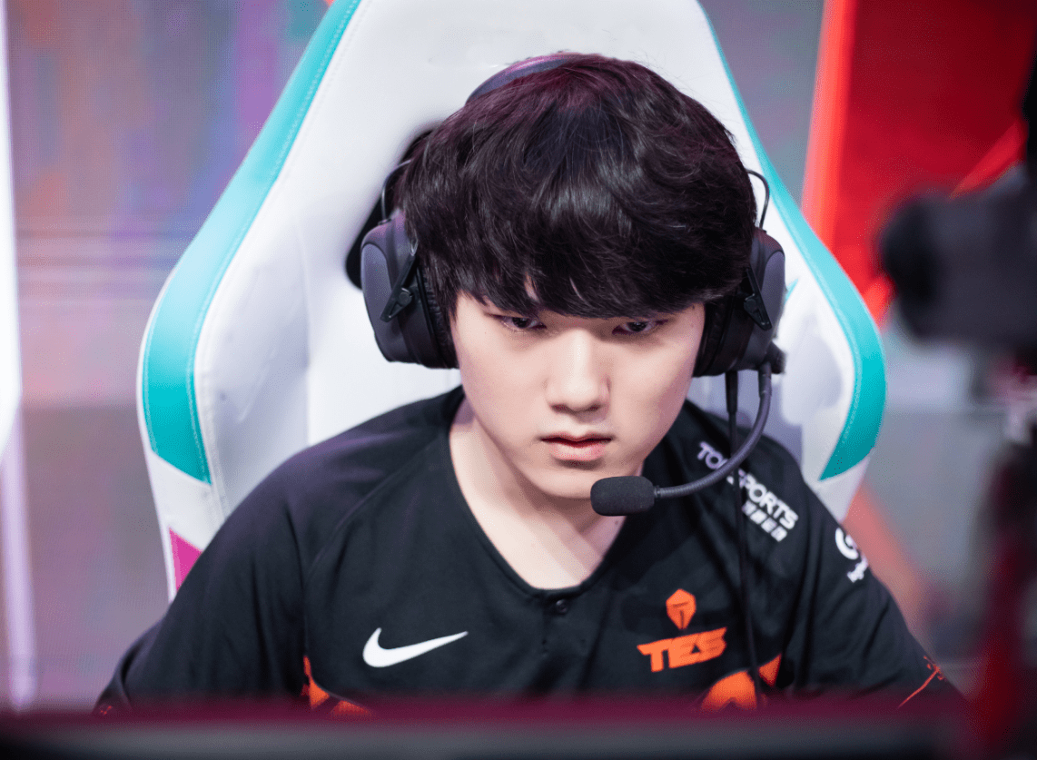 包含JackeyLove新星战术调整表现惊艳，TES未来可期！的词条